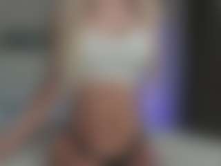 Breeze-see's Live Sex Cam Show
