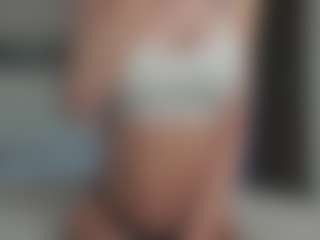 Breeze-see's Live Sex Cam Show