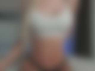 Breeze-see's Live Sex Cam Show