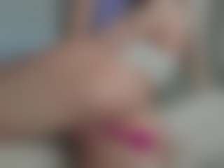 Breeze-see's Live Sex Cam Show