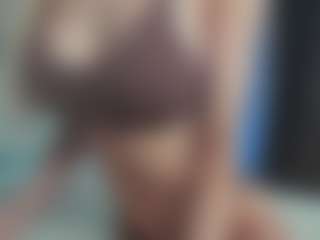 Breeze-see's Live Sex Cam Show