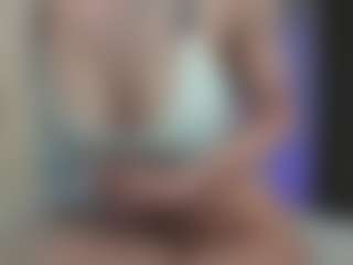 Live cam show with Breeze-see - Brown Hair on Hubzter Live