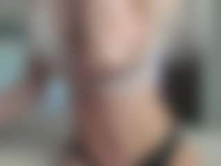 Breeze-see's Live Sex Cam Show