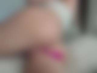 Breeze-see's Live Sex Cam Show