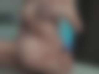 Breeze-see's Live Sex Cam Show