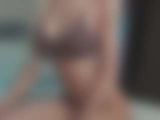Breeze-see's Live Sex Cam Show
