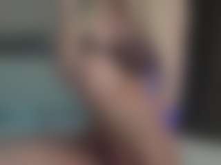 Breeze-see's Live Sex Cam Show