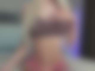 Breeze-see's Live Sex Cam Show