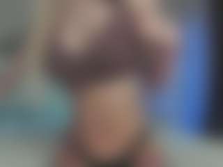 Breeze-see's Live Sex Cam Show