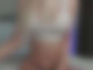 Breeze-see's Live Sex Cam Show