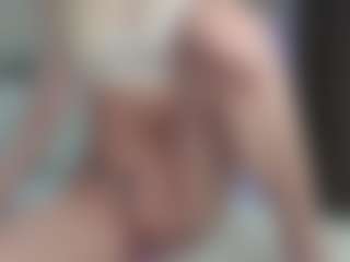 Breeze-see's Live Sex Cam Show