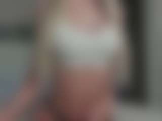 Breeze-see's Live Sex Cam Show
