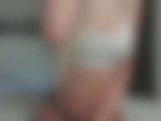 Breeze-see's Live Sex Cam Show