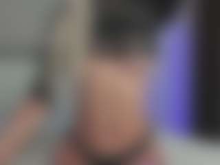 Breeze-see's Live Sex Cam Show