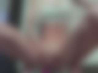 Breeze-see's Live Sex Cam Show
