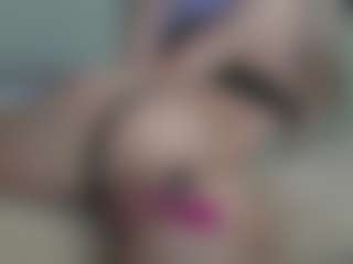 Live cam show with Breeze-see - Brown Eyes on CamwithHer