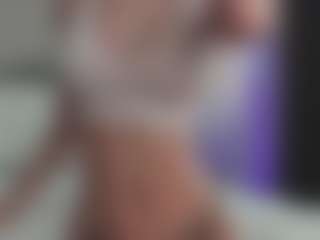 Breeze-see's Live Sex Cam Show