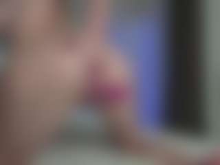Live cam show with Breeze-see - Ass Bouncing on Camsoda