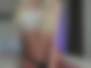 Live cam show with Breeze-see - Control on CamSextacy