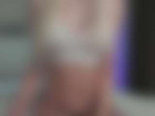 Breeze-see's Live Sex Cam Show