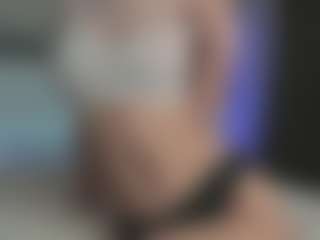 Live cam show with Breeze-see - Brown Eyes on ObeyMaria