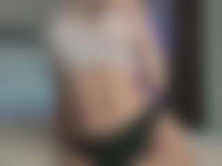 Live cam show with Breeze-see - Cum Brown Hair on hrnylive.com