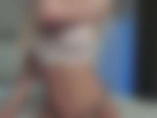 Live cam show with Breeze-see - Flashing on fuck-show.com