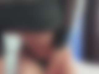 Live cam show with Breeze-see - Wet on SpunkLive