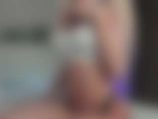 Live cam show with Breeze-see - Hairy Pussy Toys on boobsie.com