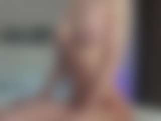 Live cam show with Breeze-see - Dildo Or Vibrator on Camsoda