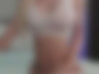 Live cam show with Breeze-see - Facial Piercings on https://playwithruby.com