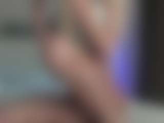 Breeze-see's Live Sex Cam Show
