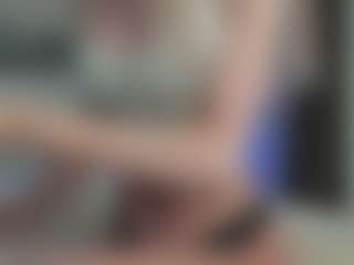Live cam show with Breeze-see - Middle Aged on WildCum