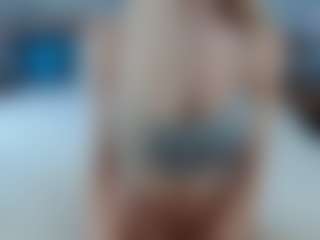 Live cam show with Breeze-see - Control on Camsoda