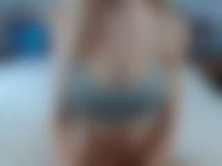 Live cam show with Breeze-see - Control on Camsoda