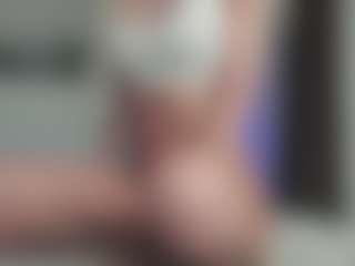 Breeze-see's Live Sex Cam Show
