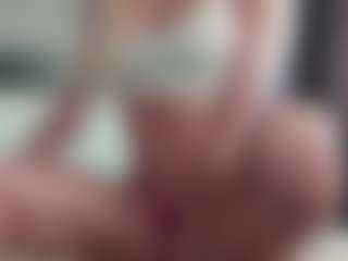 Live cam show with Breeze-see - Anal on sexylive.show