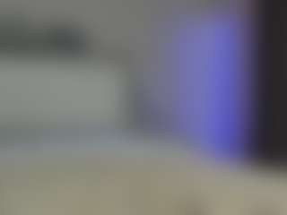 Live cam show with Breeze-see - Skinny on StripNow