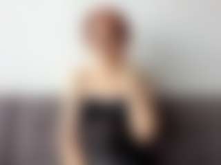 DeannBennerson's Live Sex Cam Show