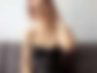 DeannBennerson's Live Sex Cam Show