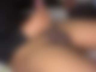 elmalvado1327's Live Sex Cam Show
