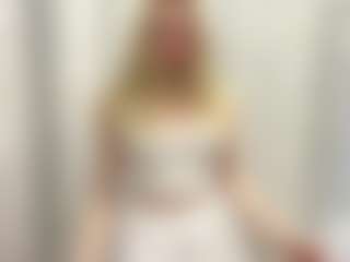 EvelynBomaster's Live Sex Cam Show