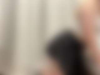 EvelynBomaster's Live Sex Cam Show