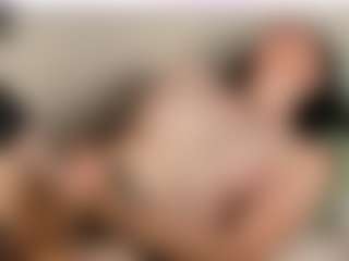 itschloelaurent's Live Sex Cam Show