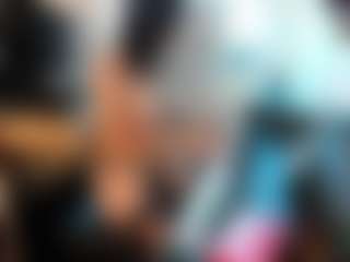 itschloelaurent's Live Sex Cam Show