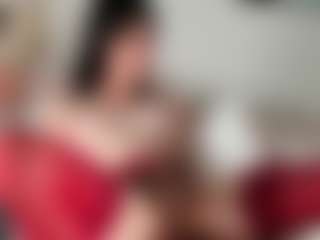 itschloelaurent's Live Sex Cam Show
