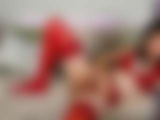 Live cam show with itschloelaurent - Brown Eyes on livesuperchat.net
