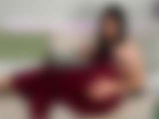 itschloelaurent's Live Sex Cam Show