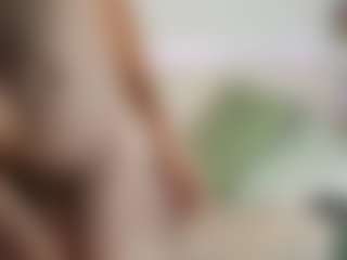 Live cam show with itschloelaurent - White on CamSodaAdn | united states