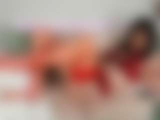 itschloelaurent's Live Sex Cam Show